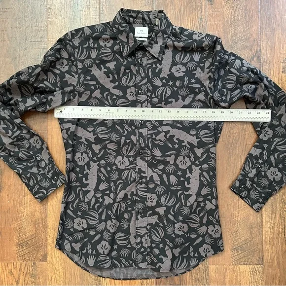 PAUL SMITH tailored fit button down shirt, size S